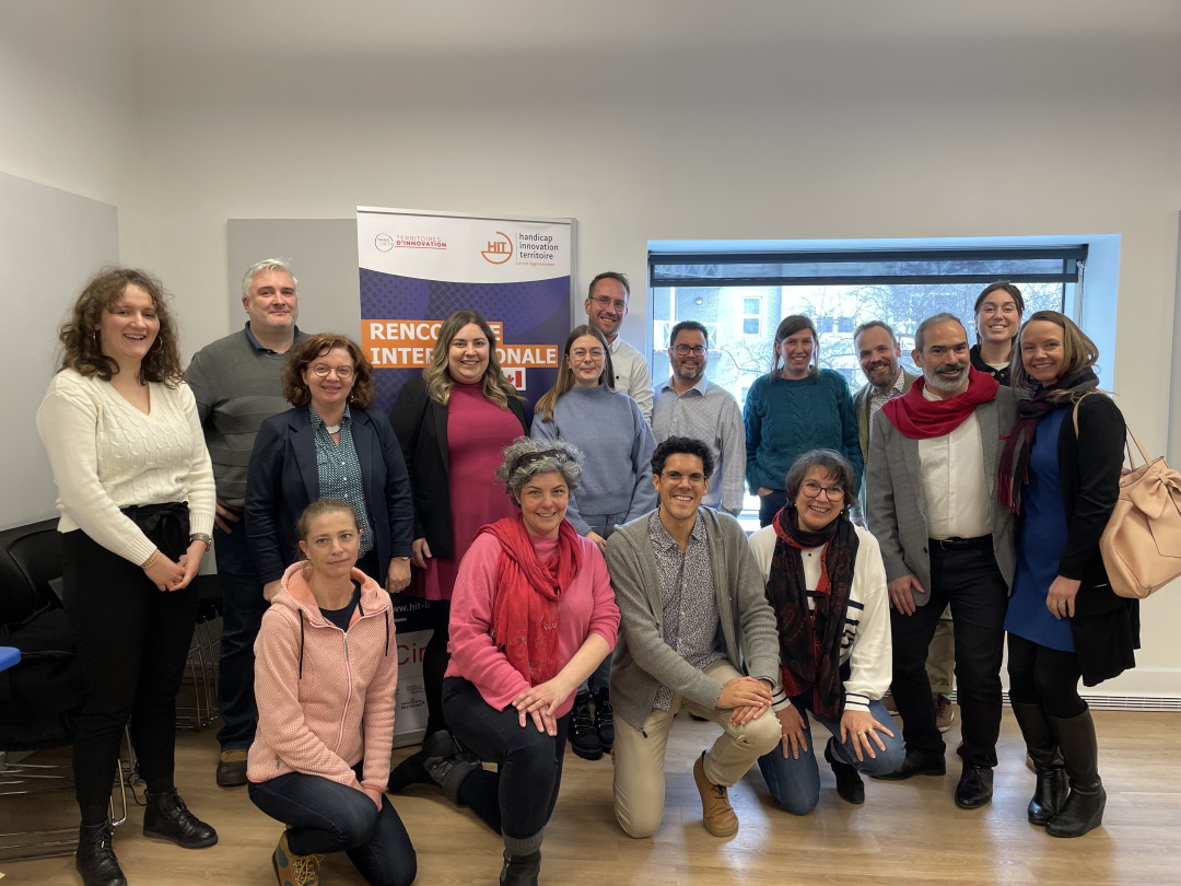 LorientAgglo's tweet photo. 👩🦯 Handicap |
🌎 Rencontre #Internationale
🤝 « #Handicap, construire un territoire inclusif »
🗓️ Organisée du 27 au 31 mars 2023 à Québec
👨🦼 Par le projet #HITLorient &
🇨🇦 Le #CIRRIS de l’université Laval à #Quebec
+d'infos 👉 https://t.co/OdgZMToSPW https://t.co/E2GY9Wk7qE