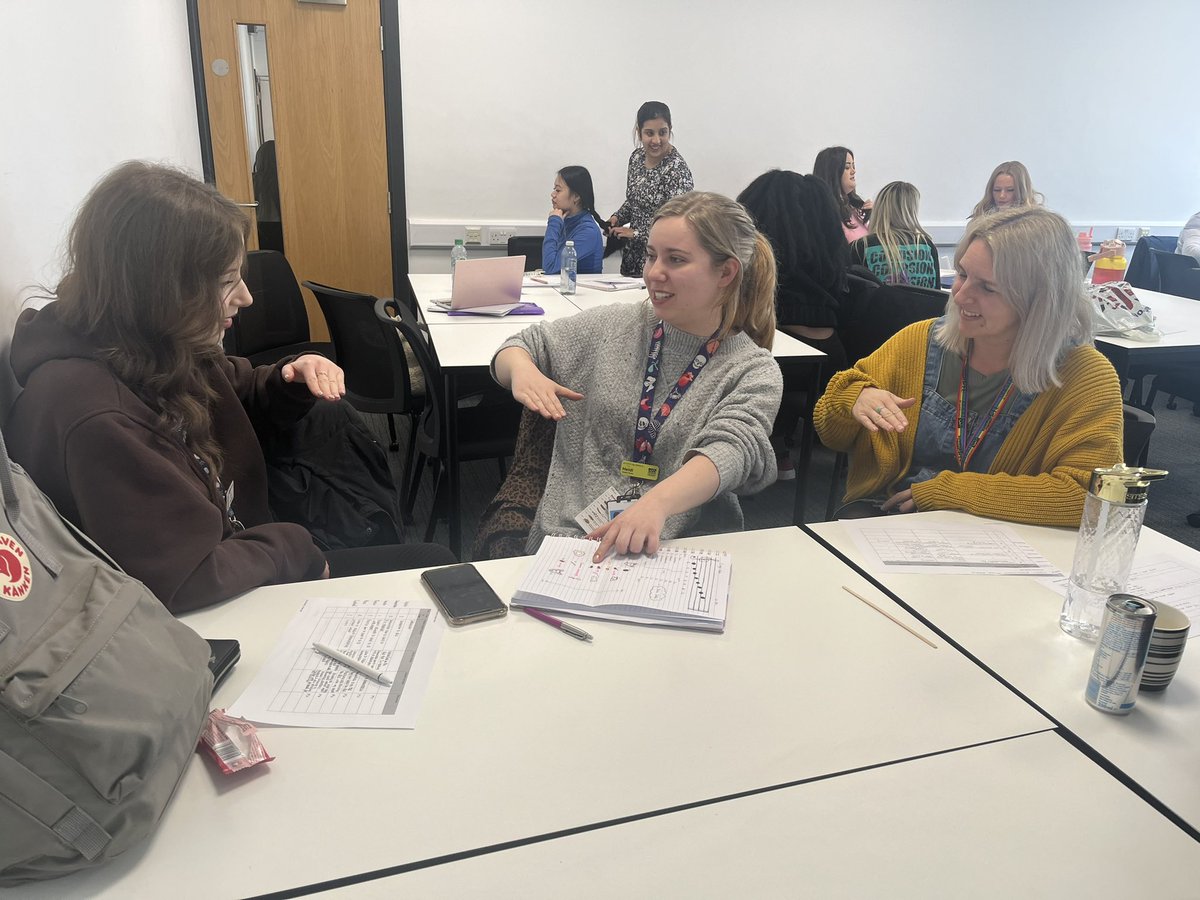 Theresajeanesme's tweet photo. It’s Micro teach day!!!! 🙌🙌✅ lots learnt from our future children’s nurses https://t.co/LXaJReSPry