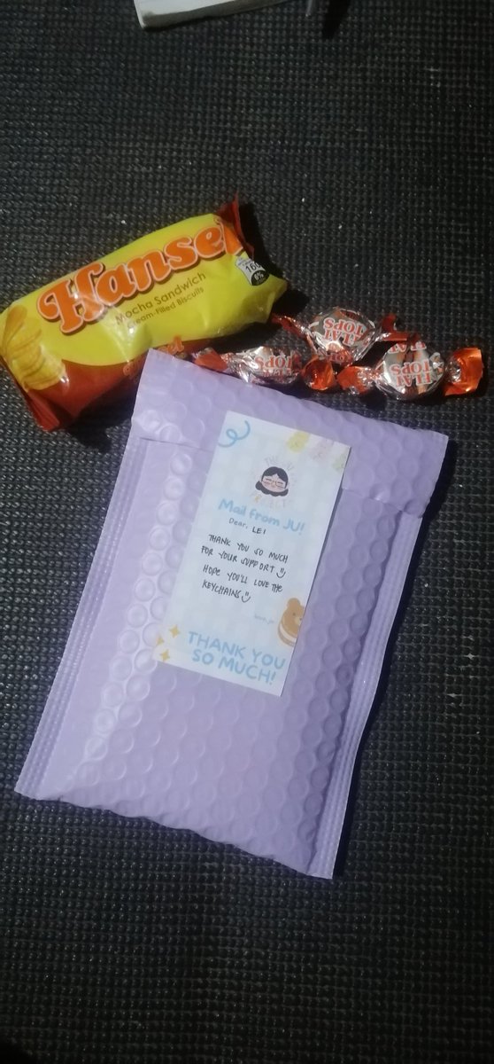 ksnkives's tweet photo. Hi! @thejuprojectph finally received ko na yung enhypen keychain ko, ang cutie nya sa personal . I like it so much 😊 and also Thank you sa freebies na hansel at flattops ❤️. Until next time 💗 https://t.co/XwmwMCZkZS