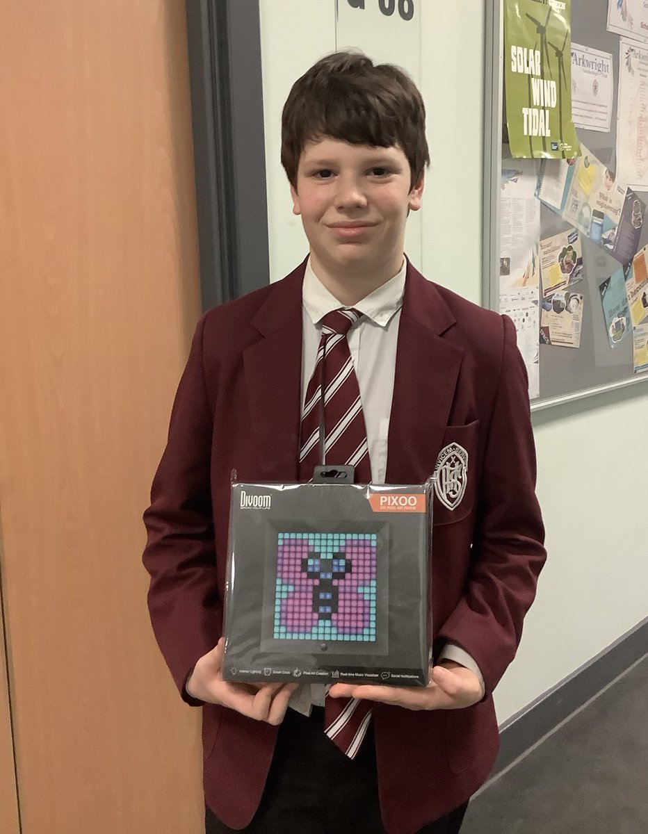 FHSDigiLeaders's tweet image. Absolutely thrilled for Benjamin who recently won the ⁦@dressCodeHQ⁩ coding competition. What a fantastic prize! A ⁦@divoom⁩ Pixoo 
#weareFHS #FHSDigiLearn