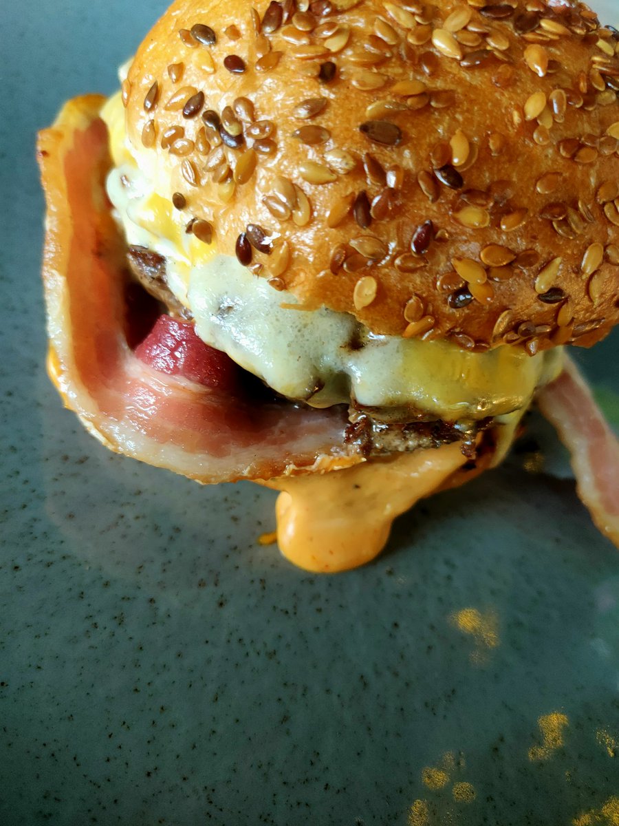 Andrew Wilcox (@unclewilco) on Twitter photo Amazing bacon cheese burger π₯ π§ π to celebrate my mate John starting his diet tomorrow <a href="/HILLSBRECON/">HILLS Brecon</a> Amazing bacon cheese burger π₯ π§ π to celebrate my mate John starting his diet tomorrow <a href="/HILLSBRECON/">HILLS Brecon</a>