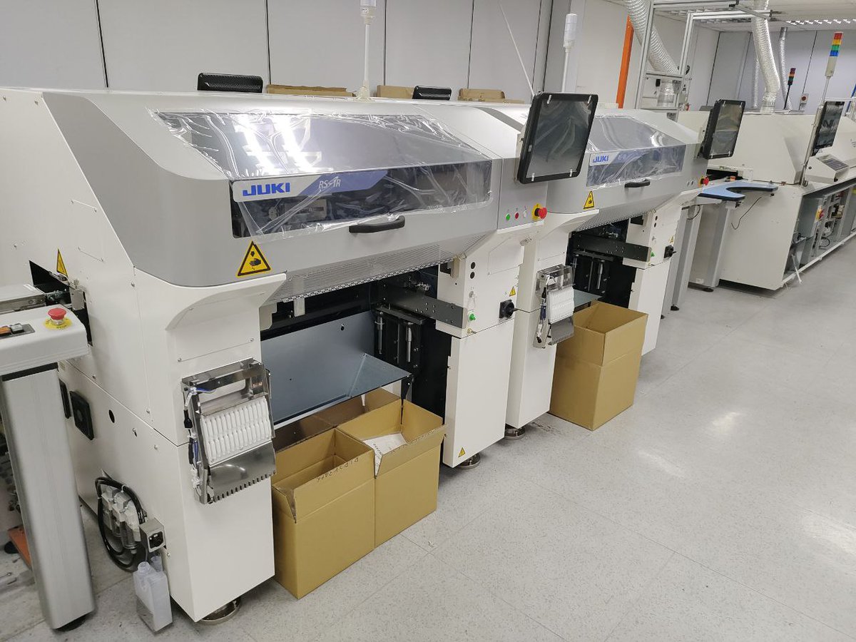 KoonHong's tweet photo. Exciting news! We've expanded our production floor and welcomed new members to the @cytrontech  team. With more capacity, we're ready to take on even more PCBA jobs. Contact us today to discuss your manufacturing needs. #PCBAservices #manufacturing #electronicsproduction" https://t.co/8JoP5rqnam