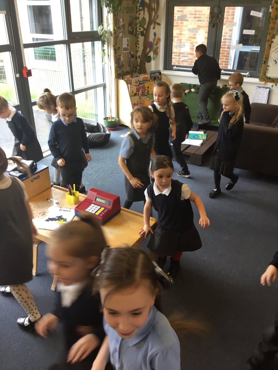 Holy Cross tweet media