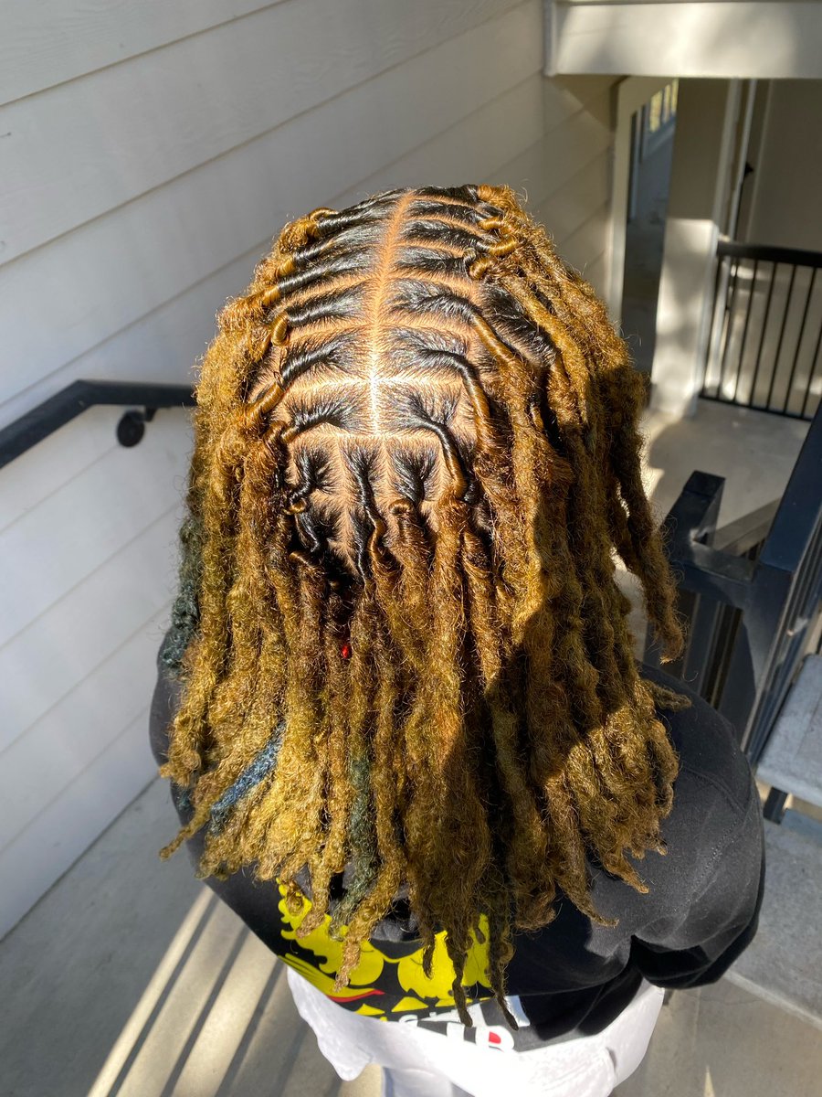 locstarhair's tweet photo. hey locst✩rs! 🌟

retwist by @brithelocstar 💫

ready to start your loc journey ? 🌱

enjoy $23 off ANY service for Spring Fest, when you book between march 26 - april 8❗️don’t wait too late! slots fill quick! 😮‍💨

#pvamu #pv26 #pv25 #pv24 #pv23  #pv #pvamu24 #pvamu25 #pvamu26 https://t.co/yuJKQZMGeb