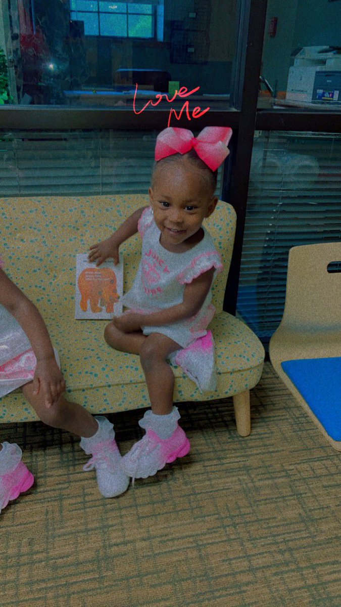 _051913_'s tweet photo. #FRANKFRIDAY💕😇😘 #TwinNem #KyleeNAri🥰😘 #LLFRANK💜🕊 https://t.co/D6QRhfIhlA