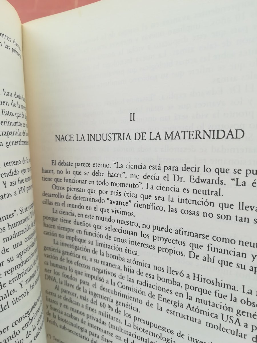 torrresblasco's tweet photo. Igual hay quien se sorprende de la actulidad de este libro de Leonor Taboada publicado en 1986.  Desde luego no quienes han bebido en las fuentes del feminismo. https://t.co/Ahacfxb7Jf