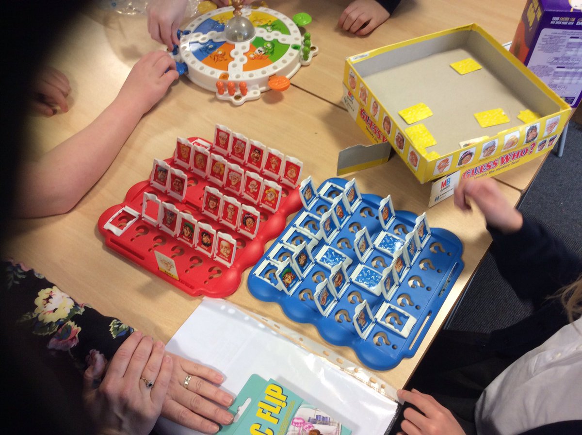 Y6_BBSM's tweet photo. PATHS GAMES AFTERNOON 
We had fun trying to beat our families this afternoon.🎲🧩🎯🎳🏆 https://t.co/l9i1TgdY01