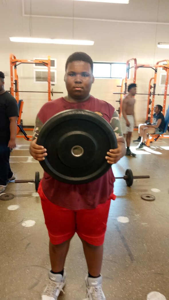 Congrats to rising junior Elijah "Pooh Bear" Morris for earning the <a href="/CHSMaconFB/">Central Macon Chargers Football</a> Scholar of the week! Made up missing assignments in all his classes and scored a 90% on his Skull Session test! #ChargedUp #AllIn4theC
