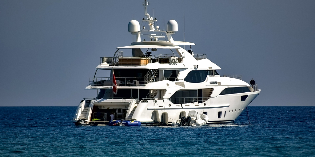 This is what a day with Absolute Boat looks like... #yacht #cannes #mipim #canneslions @CarltonCannes @HotelCapEdenRoc @blvdlacroisette @MIPIMWorld @mip absoluteboat.com/index.php/en/r…