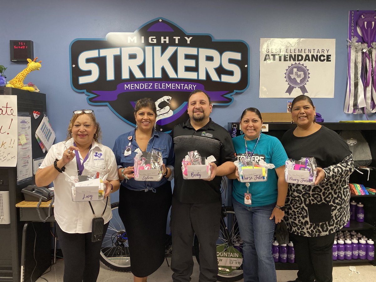 drteredjara's tweet photo. Happy Front Office Appreciation Week From PTO! ⁦@MendezKids1st⁩ ⁦@drteredjara⁩ https://t.co/GMg8FCbR3G