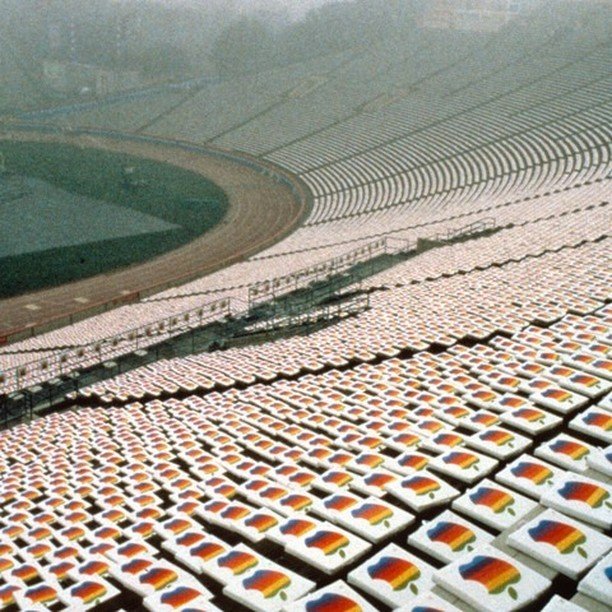 🌹🖤New Art🖤🌹
Colosseum '85
Medium: Vintage #Apple #Computer Cushion #23 for Super Bowl XIX   
Detail: “#Mac #paint coloring exercise. Side A #Daylight / Side B #Blacklight. 
Photo of 84,000 Apple Computer cushions for Super Bowl XIX (1985) 
#cryptoart #NFTCommunity #neon