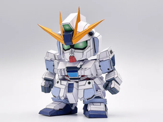 今月の作品は・ミニ 神谷奈緒ちゃん・SDナラティブガンダムでしたー#ペーパークラフト 