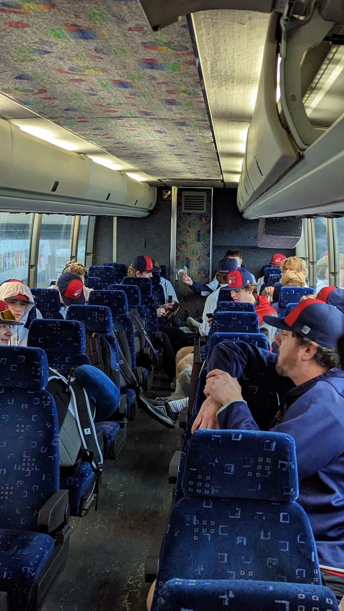 AEastbaseball's tweet photo. East baseball is #Floridabound 

#GoEast #bEAST https://t.co/VF98VLuWym