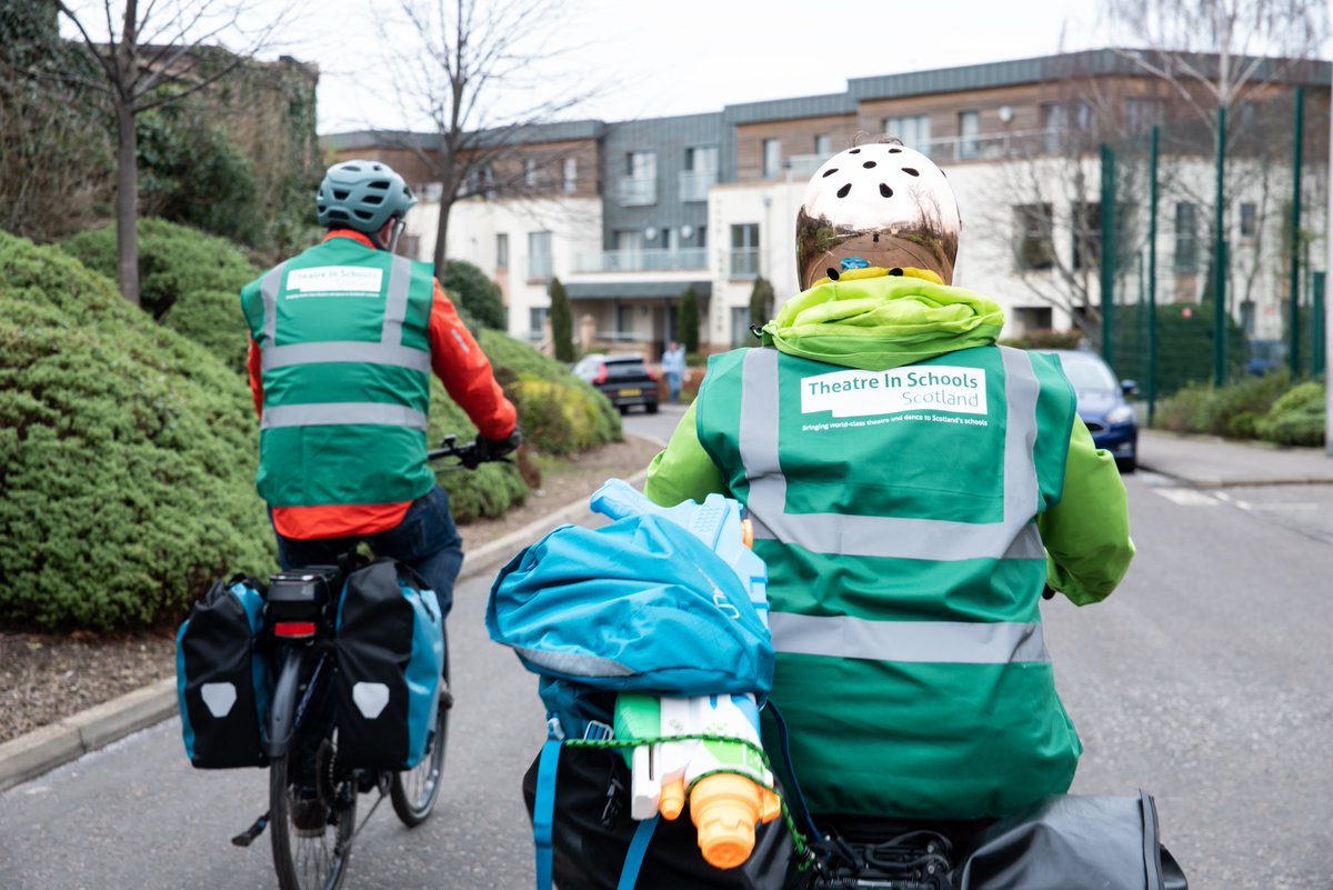 tiss_scotland's tweet image. Huge thanks to @WLBikeLibrary for supporting us with a loan of e-bikes for #MayaandTheWhale. @HazelDarEd  &amp;amp; @MrNikPT cycled 155 miles and took 35 trains, reaching 2500 pupils from over 30 schools. 
It’s been a whale of a tour 🐋🐋 @ImaginateUK @NTSonline @indartsprojects