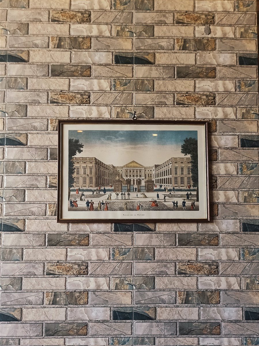 metra780's tweet photo. في ظلّ أشياء كثيرة عنّي أنساها
أتذكر شيئاً واحداً؛
أنّني سأبقى حقيقيّة إلى الأبد
تجاه أيّ شيء دون تَزييف. https://t.co/adnBiwH3il