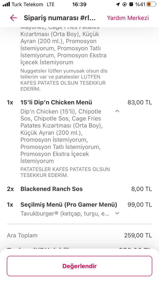 ezgiyenn's tweet photo. Artı 10’lu Nuggets Menü ve 15’li Dip Chicken Menü için kafes patetesi özelikle belirttim. Neden inadınıza düz kesim patates gönderiyorsunuz? @yemeksepeti @PopeyesTR https://t.co/1qAOGI3GRg