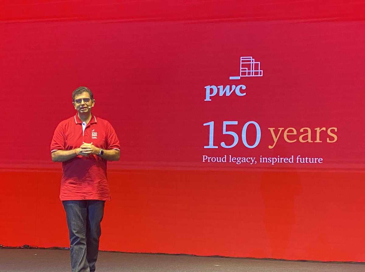 sumitmac's tweet photo. An amazing evening with electrifying performances and super energy to celebrate 150 years of PwC in India #pwcproud @PwC_IN @SanjeevKrishan_ https://t.co/dlQBRPlKMo