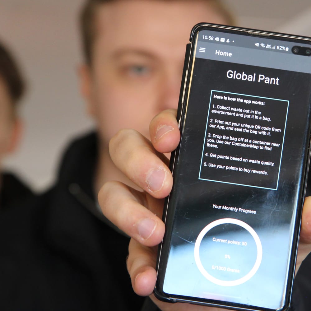 Fyra studenter har utvecklat en mobilapp som ska få fler i utvecklingsländer att vilja plocka och återvinna mer skräp. mynewsdesk.com/se/hogskolan_k…