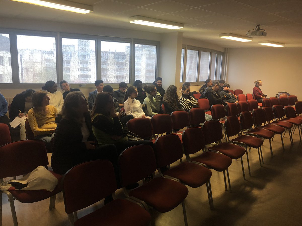 The LABA tweet media