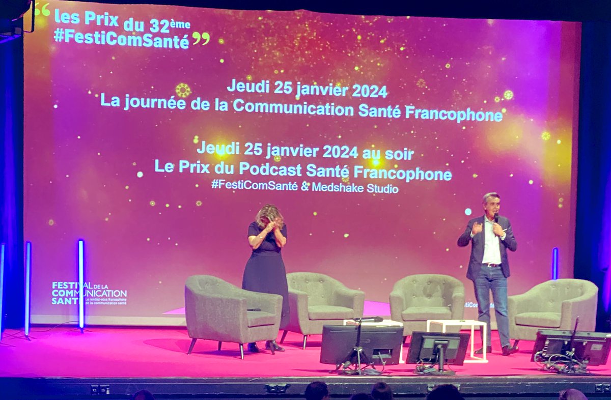 NoelDominique's tweet photo. #festicomsante

🎬Cap sur la saison 33 de la #communication !

📅Rdv le mardi 06/06 pour découvrir notre nouveau fil rouge ….

♥️Et notez également ce rendez-vous : le 25 janvier 2924 #podcastsante et Semaine de la #communication #sante https://t.co/55bSDSS3P2