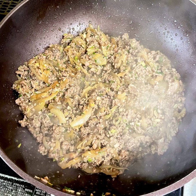 茄子入りミートソーススパゲティです🍆🍝 