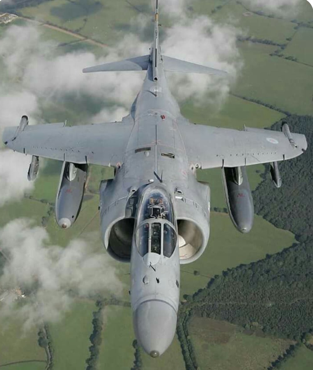 MLC_Toby's tweet photo. @ric_cole @chinnychick @Callsign_Kodak @847NAS @thinkdefence @RAF_Leeming SR71, F8F-2 (Reno fit), Sea Harrier, G600 https://t.co/coKZ1EjR5a