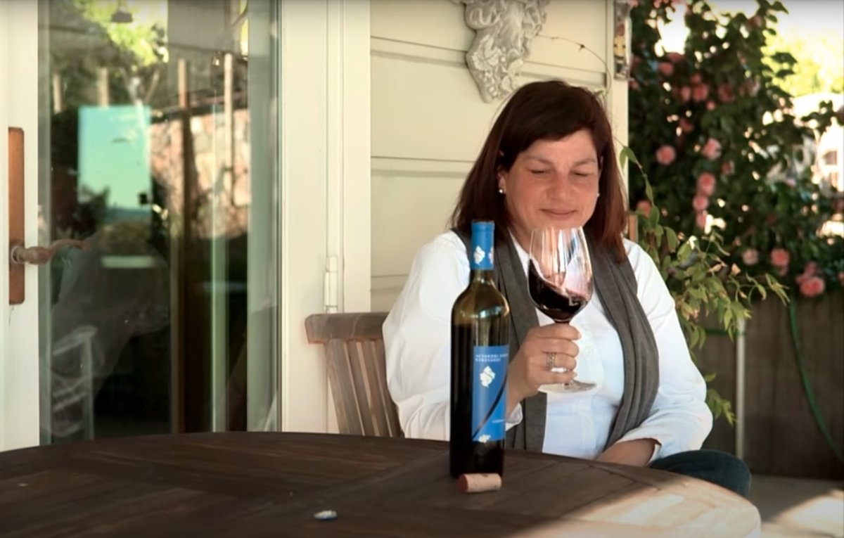 It's SIP Friday and tonight we'll discuss the water crisis in California #wine country. Vintner Rebecca Sciandri Griffin of <a href="/SciandriWine/">Sciandri Vineyards</a> will talk about her sustainable vineyard practices and custom farming plan under the Napa Green certification. Join us bit.ly/join-sip
