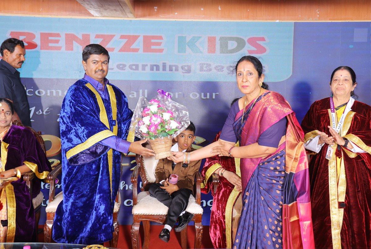 AcsArunkumar's tweet photo. A day filled with fun, laughter, and memories. It was a great privilege to be a part of the Benzze Kids school annual day function and to celebrate the achievements of our young graduates.
#Benzzekids #annualdayfunction #achievements #graduates https://t.co/boUW4FitTR