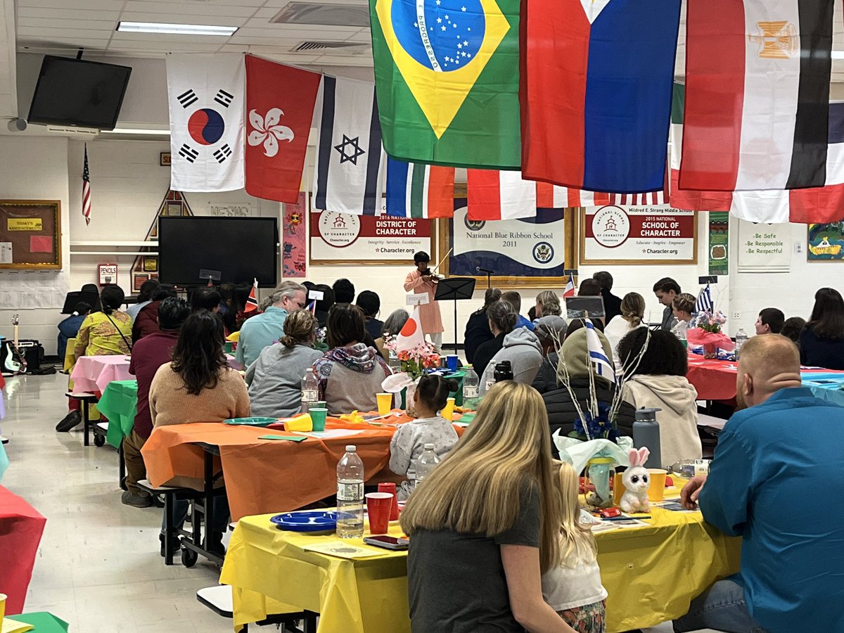 LibraryMESMS's tweet image. Congrats to all of our students who performed at International Night, and thanks to all who volunteered and shared their culture! Truly a wonderful evening.