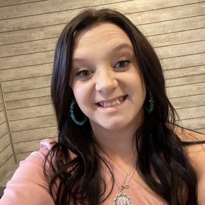 LibbyGaley's tweet image. #NewProfilePic