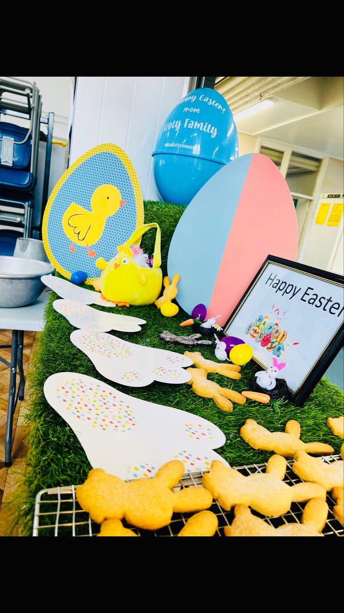 itstwelve15's tweet photo. Easter @ Holy Family https://t.co/c0TR4kynrG