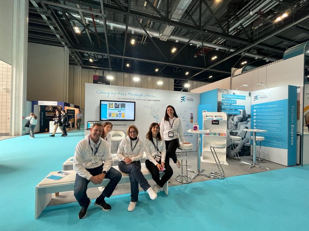 Fiction Express EN tweet media