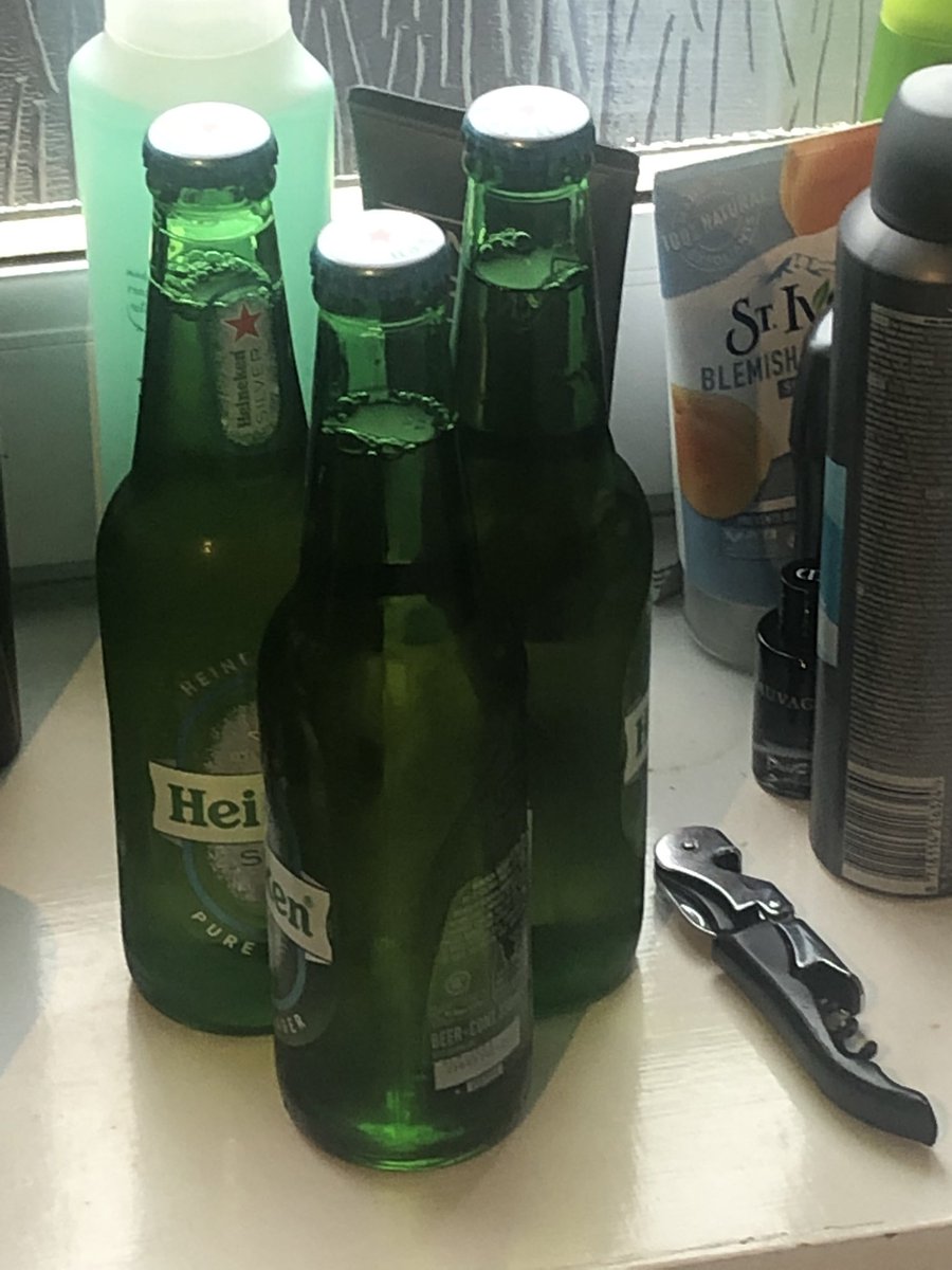 CiaranRoe1's tweet photo. Beer, bath &amp; Bangers!! 🍻😂🤘🏻
#PRFAM #primordialradio #flavtag #fridays @Primordial_CF @PrimordialRadio #rock #metal #community #beeroclock https://t.co/WbtqSSsvNa