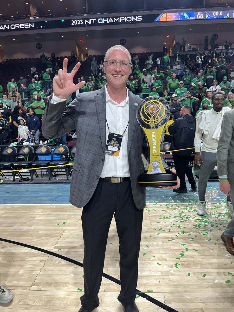 Ain’t no party like a Mean Green Party!  What a night and so many to thank for making the moment possible! Team will land at Alliance airport at 3:25pm then transport back to The E.  #GMG @UNTsocial @UNTAlumniAssoc @MeanGreenSports