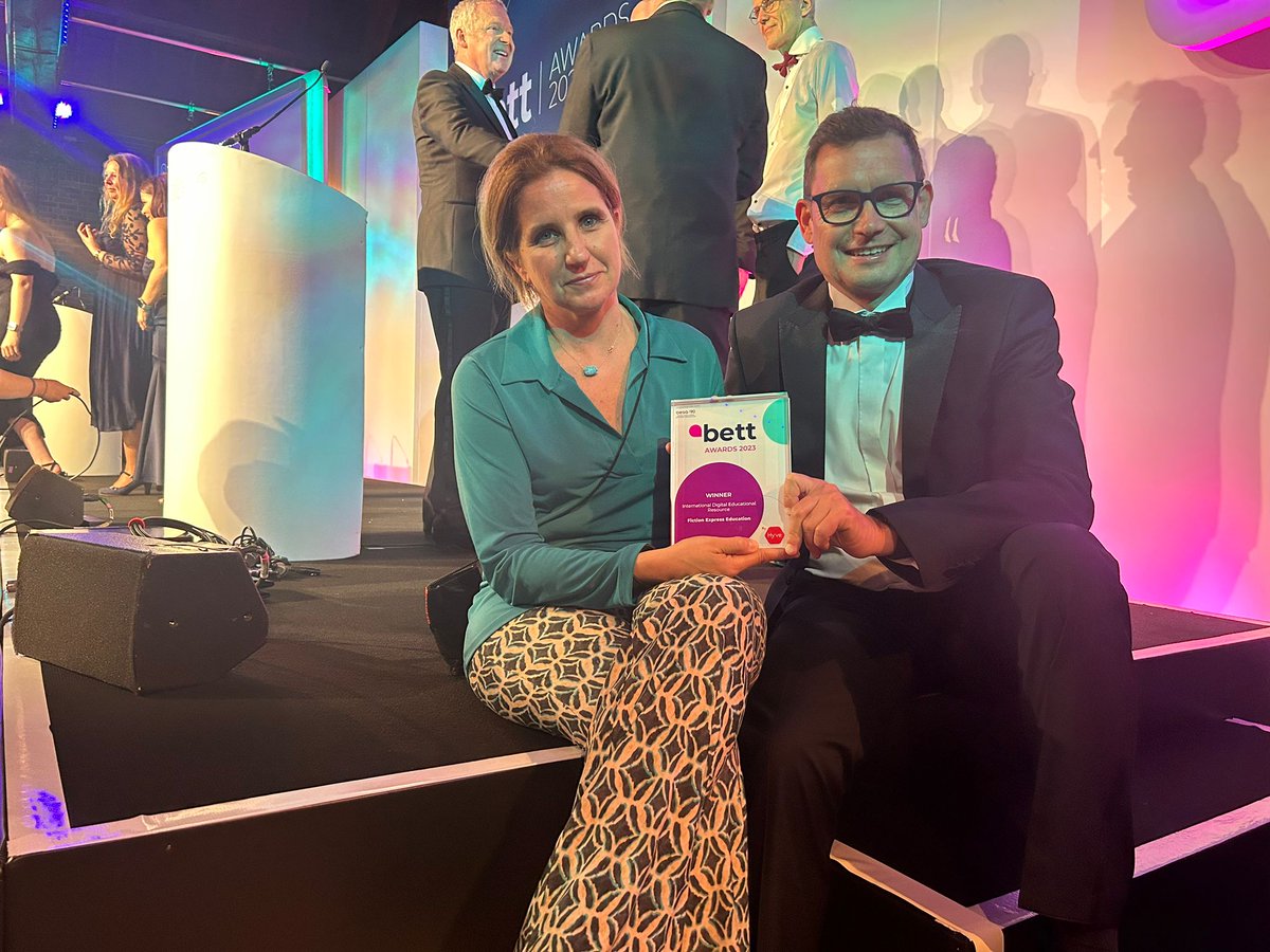 Fiction Express EN tweet media