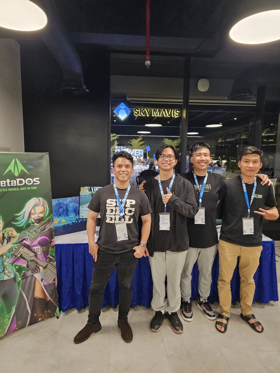 We, <a href="/PlayMetaDOS/">MetaDOS Esports</a> are in the center of <a href="/SkyMavisHQ/">Sky Mavis</a> office, haha. Amazing host!