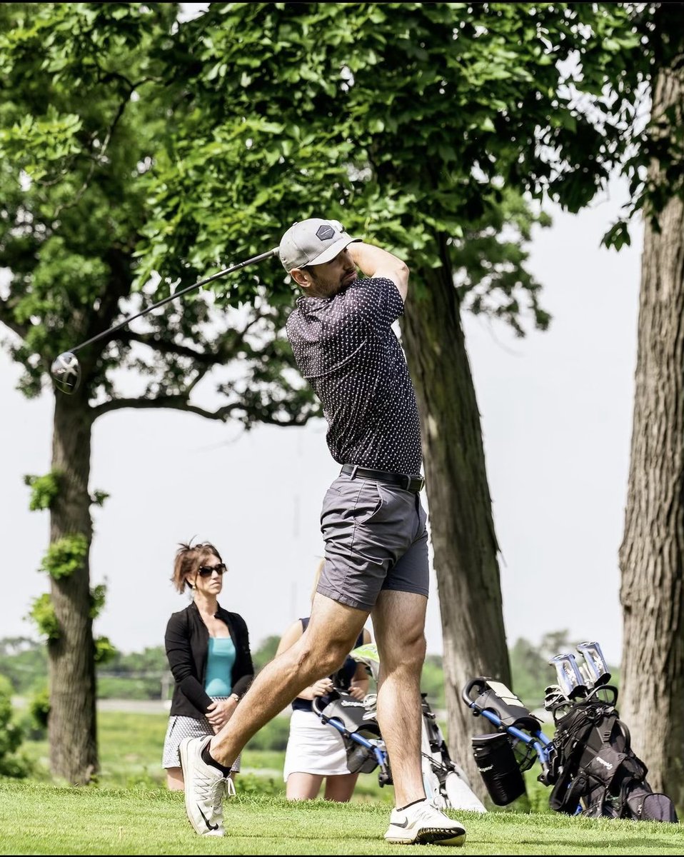 elevation_golf's tweet photo. Outdoor Golf - Coming Soon At Flossmoor GC⛳️ | Coach Connor💪| Junior Lessons 😁 - https://t.co/b9eyILr7d8 https://t.co/S4yRHuXgA0