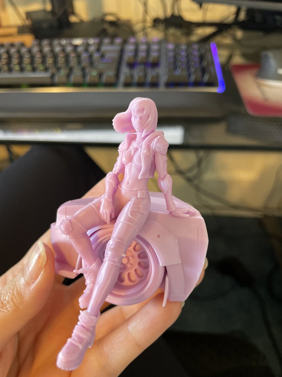 TimberKimber08's tweet photo. @KhromaticMinis So that’s what it’s called…con crash. I feel that. 
I didn’t get to do much yesterday but got my new models built. Plan on priming tonight or tomorrow. https://t.co/46aWZ14vo4