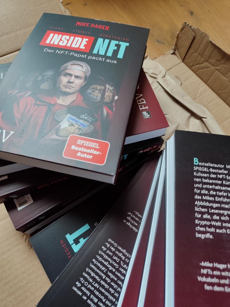 FrodoTheFox's tweet photo. Finally my books arrived during my vacation. What a nice surprise :)

@nullinger - these special pre-order NFT when should we get some information on this as I have uploaded the screenshot to the provided link as well sent an eMail on 13.3...

... And now - let's start reading! https://t.co/1vz01hCkZh