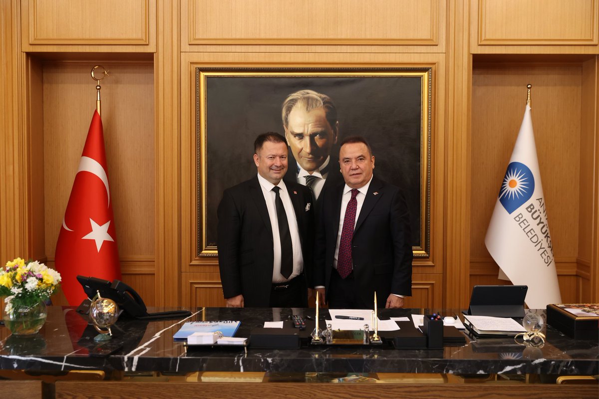 Muhittin Böcek