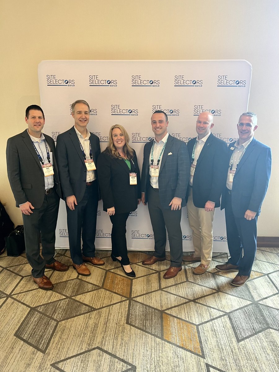 This week AEDC was proud to attend @SiteSelectGuild Annual Conference to learn the latest economic development trends. Arkansas was represented by @clint_oneal, Clark Cogbill, @shelleyashort, @JackThomas_AR, @jd_lowery, Danny Games, Nancy Lee McNew, Ron Maloney and @RobSitterley.