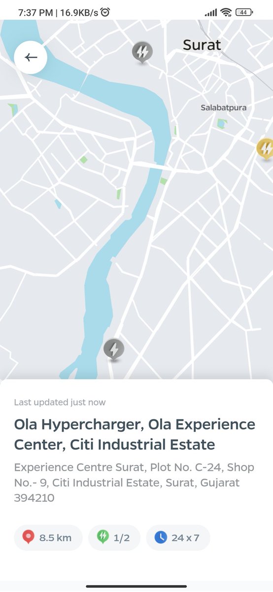 NayanKathiriy's tweet photo. @bhash Offline since for days what can i do my daily run is from that road how can i use the charger @OlaElectric @bhash https://t.co/G03DiUj4p1