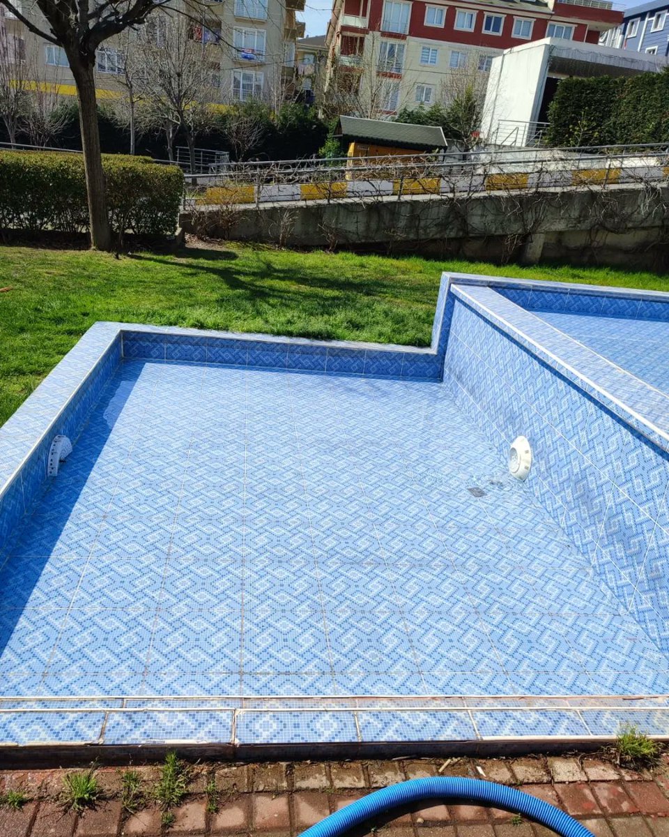 TurocasGrup's tweet photo. PROJEMİZDE BULUNAN SÜS HAVUZLARININ VAKUM FİLTRELEME TERS YIKAMA VE DURULAMA ÇALIŞMALARIMIZDAN

AUS UNSEREM VAKUUM FILTERN RÜCKSPÜLEN UND SPÜLEN ARBEITEN VON ZIERBECKEN IN UNSEREM PROJEKT
#turocasgrup #turocaseurope
#teknik #danisma #germany🇩🇪 #england🇬🇧 #france🇫🇷 #turkey🇹🇷 https://t.co/HOaFxCDTnx