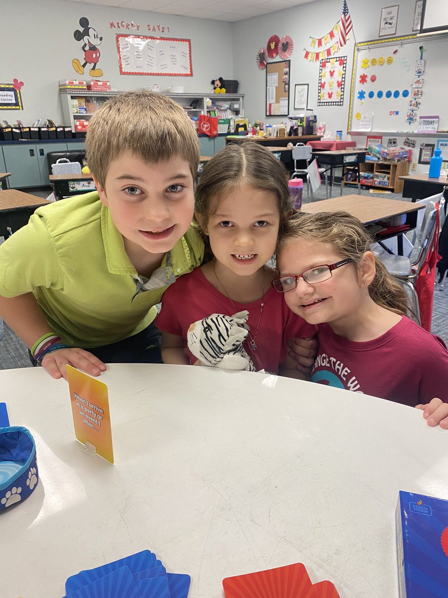 OURSTARS_WLES's tweet photo. Started our Fun Friday off by playing the “Tower of Self Esteem” game where students answer a series of questions connecting personal, emotional and social strengths-allowing them to recognize good virtues within themselves AND others! 😊 @WillisLaneES @kisdROCK @KellerSped https://t.co/tynalzl8Lh