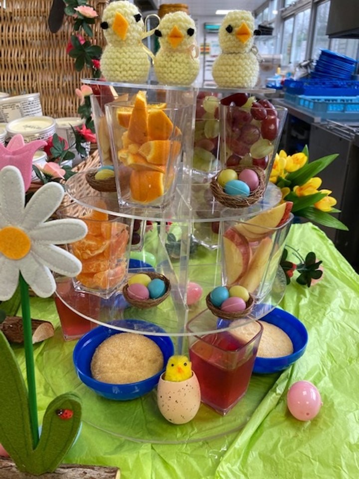 itstwelve15's tweet photo. Easter @ Highfield South Farnham https://t.co/1uHcLJdzlO