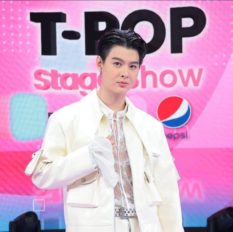 ขาวผ่องออร่ามากๆ
SAINT X TPOPWEEK13
#TpopStageShowWeek13
#Saint_sup #MingEr
