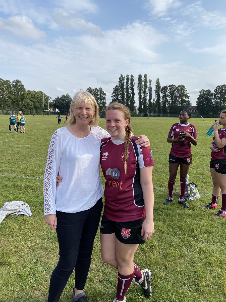 Good luck <a href="/SCRFC_Rugby/">Streatham-Croydon</a> women’s team on Sunday and massive congratulations for winning the league and being promoted! Thanks <a href="/sarah_hunter8/">Sarah Hunter</a> and <a href="/cf_macdonald/">Claudia macdonald</a> for your absolutely brilliant words of support - means the world <a href="/millieross4/">Millie Ross</a>