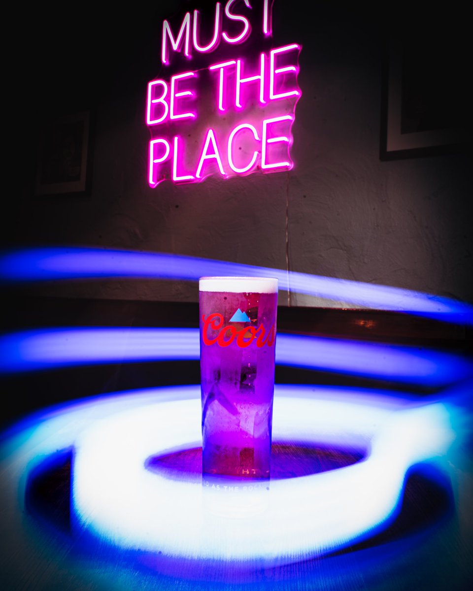 We have got that Friday feeling here at <a href="/soberlane/">Sober Lane</a> 😎

Cheers to the weekend with a chilled pint of Coors 🍻 

It’s the perfect drink for every occasion !

#soberlane #coors #corkcityireland #cheers #weekendvibes #fridayfeeling #beerlover #beerphotography