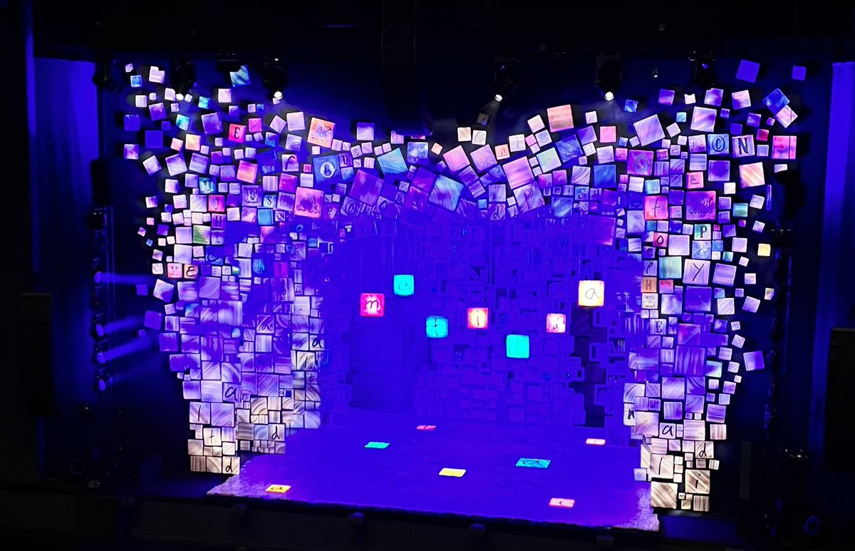 izaesR0kQ6JqOT5's tweet photo. 今日は、ミュージカルを見に行きました。アフタートークイベント「ミスターワームウッドの部屋」。聞いてて、楽しかったし昆夏美さんが可愛かった。
#渋谷　#シアターオーブ　#マチルダ　#Matild  #ミュージカル　#舞台　#イベント　#アフタートークイベント　#ミスターワームウッドの部屋 https://t.co/yXAArqdSvA