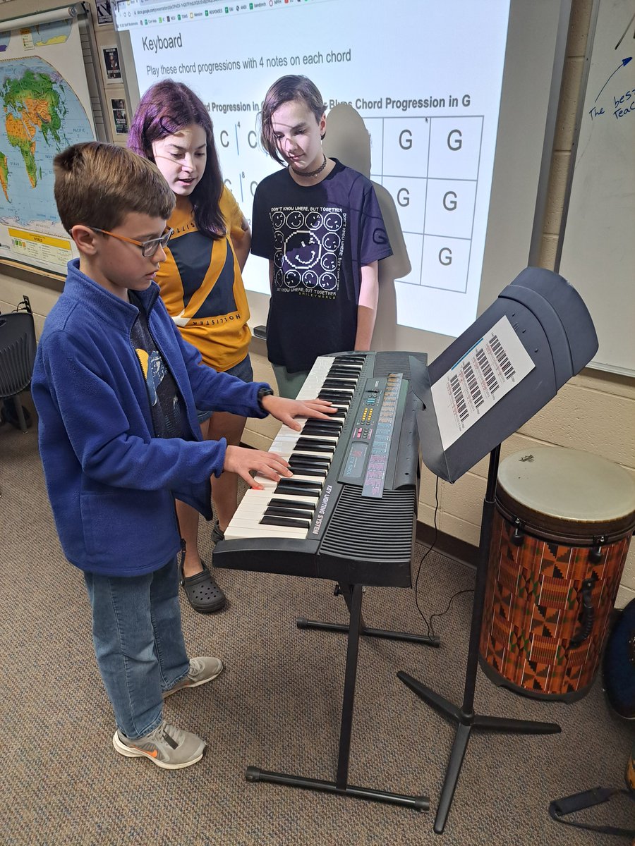 LeMusicEdTech's tweet image. TGMS 6th graders launching their Modern Band skills today with 12-bar Blues and body percussion! @TollGateMiddle @musicwillorg @PLSD @PLSDMusic #MIOSM #SEL #SoundtrapPros